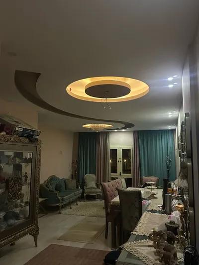 شقة للبيع في العاشر من رمضان