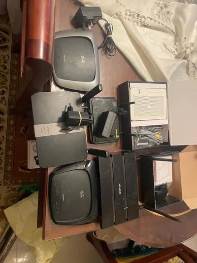 راوتر و جهاز فايبر اوبتكس و ٥ سيرفرات شبكات في مصر الجديدة - هليوبلس, القاهرة - 4,000 EGP