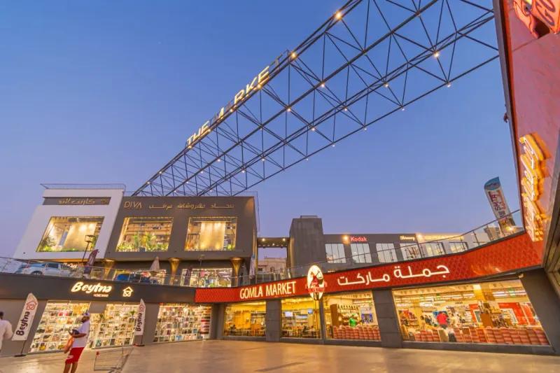 محل تجاري للبيع - علي محور جمال عبد الناصر - استلام فوري