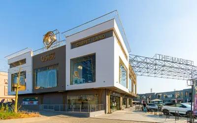 مكتب للبيع -استلام4 اشهر -علي محور رئيسي - القاهرة الجديدة