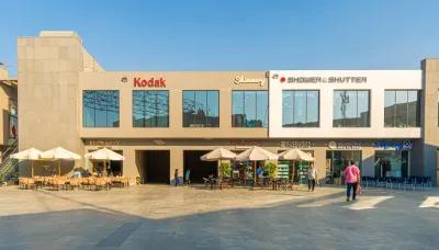 للبيع مكتب اداري بموقع استراتيجي يصلح لكل الانشطة - بالتقسيط