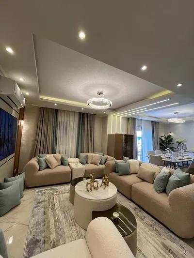 شقة للبيع في كمبوندات أخرى