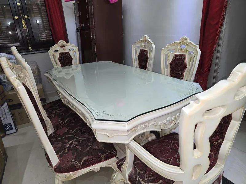 ترابيزة سفره + ٦ كراسي