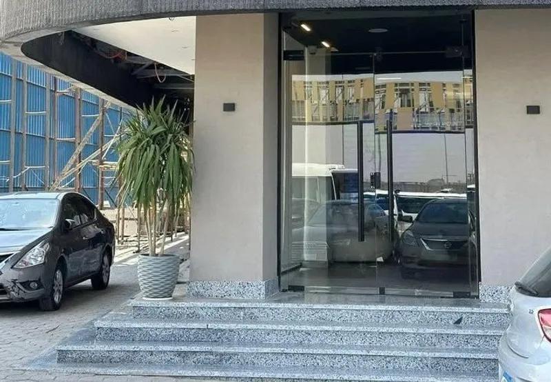 محل استلام فوري علي محور جوزيف تيتو مساحة 62 متر