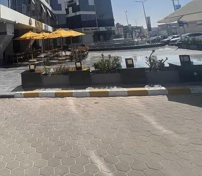 محل ارضي واجهة , علي المقصد فيلات متأجر ب 6 مليون سنويا