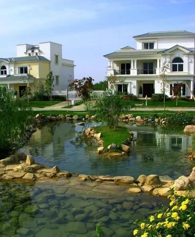 فیلا للبيع في كمبوندات أخرى