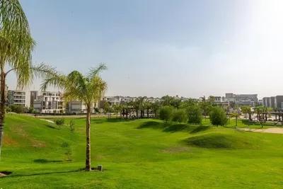 شقة للبيع في تاج سيتي