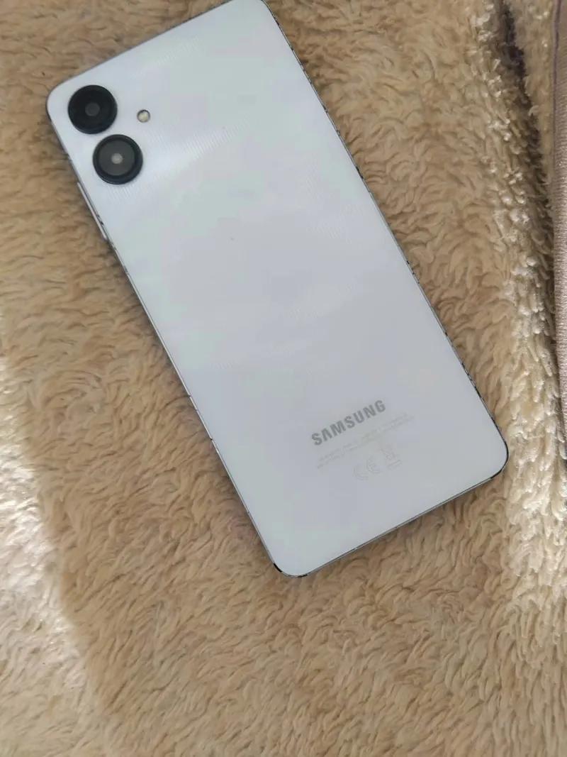 Samsung A06 لقطه