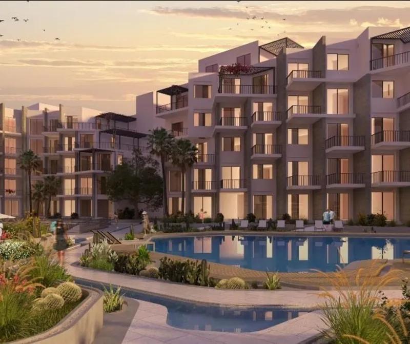 شقة غرفة وصالة 108 متر ب MAJRA Resort فى الاحياء بالغردقة