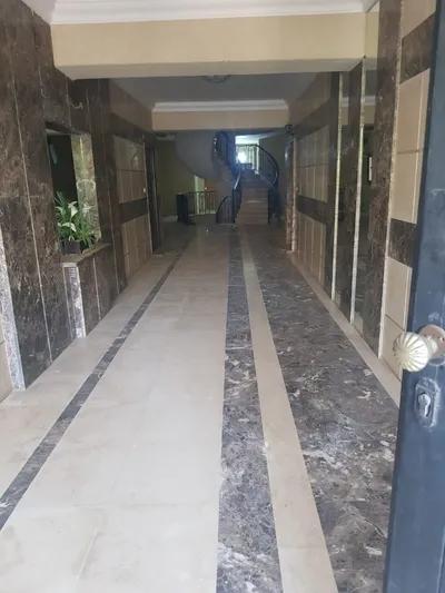 شقة للبيع في منتجع النخيل