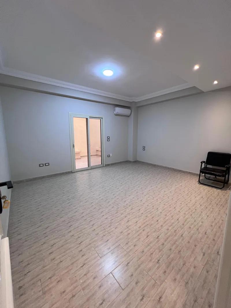 شقة ٩٠ متر للبيع في الرحاب