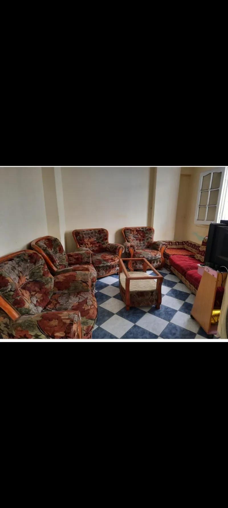 شقة مفروشة بميامي متفرع من العيسوي غرفتين ورسبشن للايجار من