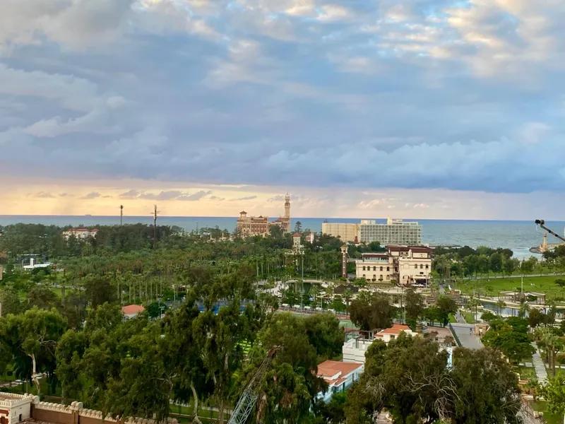 شقة للبيع في ابراج رويال بلازا الاسكندرية المنتزه