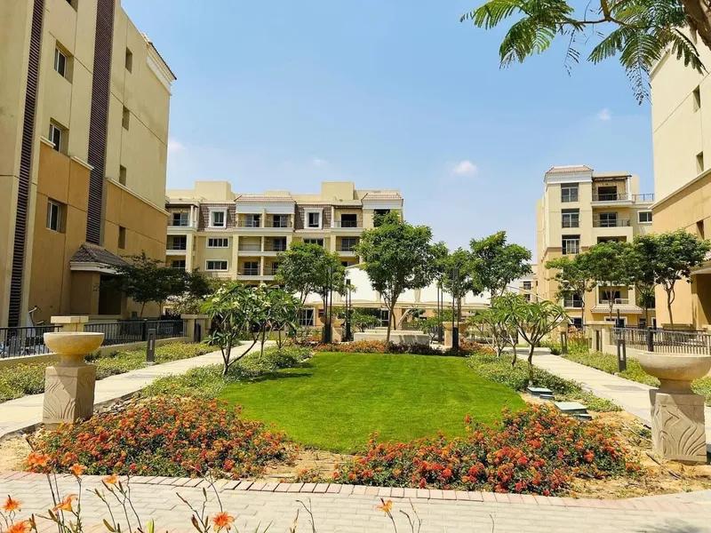 شقة 156 متر للبيع في كمبوند سراي القاهرة الجديدة بجوار مدينتي