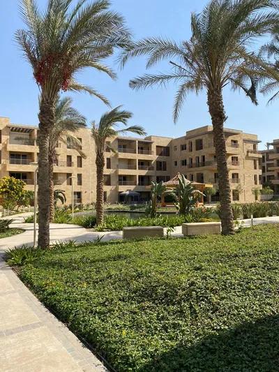 شقة للبيع في تاج سيتي