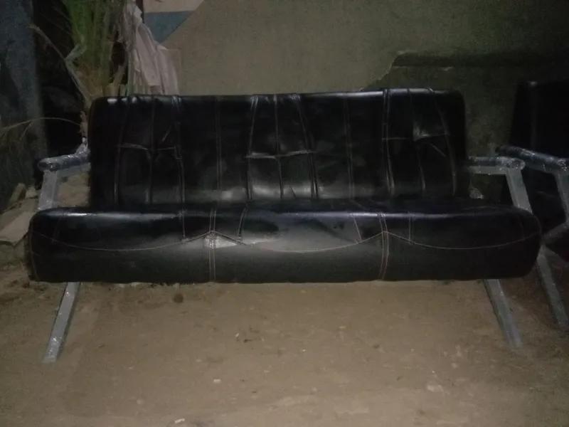 طقم انتظار كنبة ٣مقعد و٢فوتيه