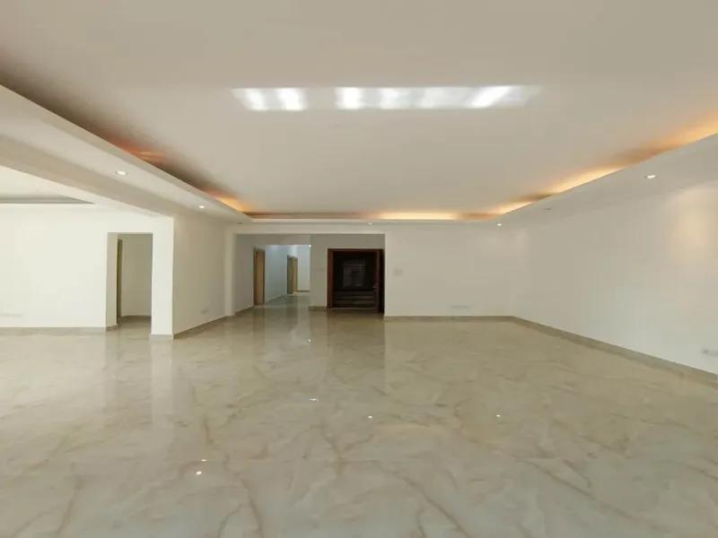 مقر إداري للأيجار في مصر الجديدة 240م بجوار سنترال الماظـة