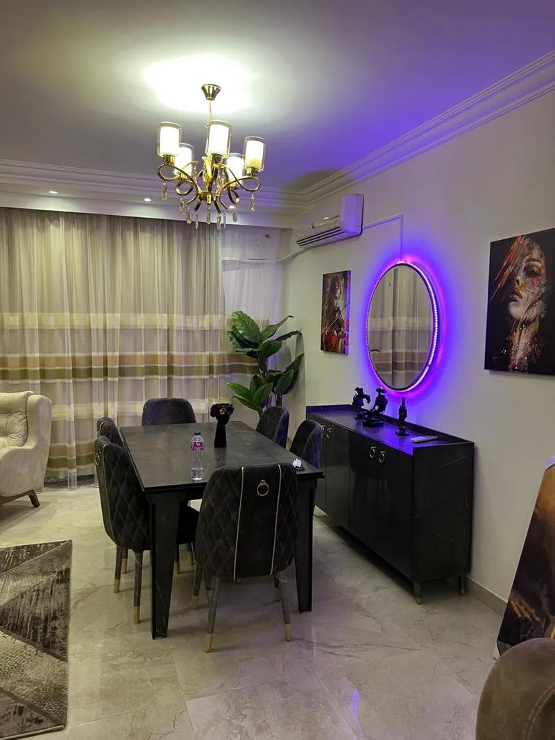 للايجار شقه كمبوند بيفرلي هيلز الشيخ زايد