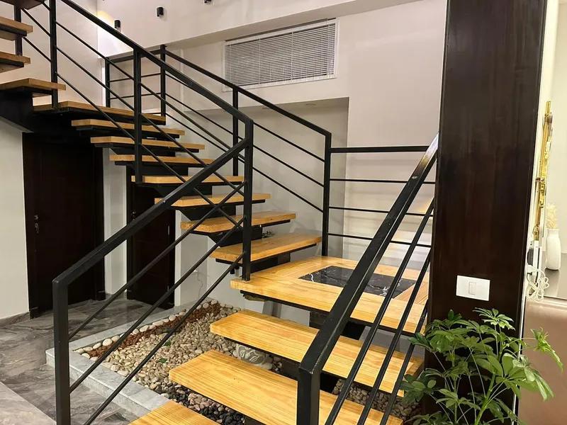 متاح للايجار فيلا بأفخم كمبوند بالم هيلز