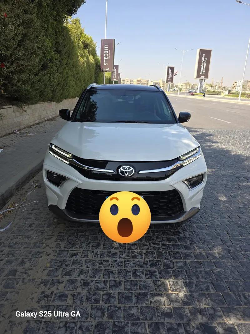 فرصه بجد ...تيوتا اوربان كروزر موديل 25 اعلي فئه وكيل كمفورت