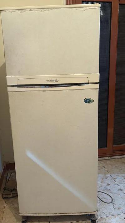 تلاجه للبيع شغاله مفيش فيها مشاكل ايديال في الهرم, الجيزة - 7,000 EGP