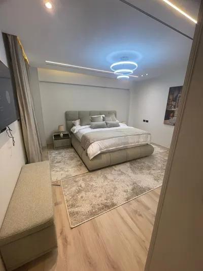 شقة للبيع في امورادا