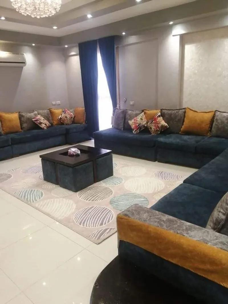 شقة متميزة للايجار اليومي والشهري بالمهندسين موقع متميز جدا