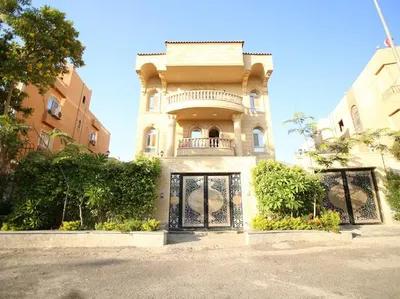 فیلا للبيع في الحي التاسع