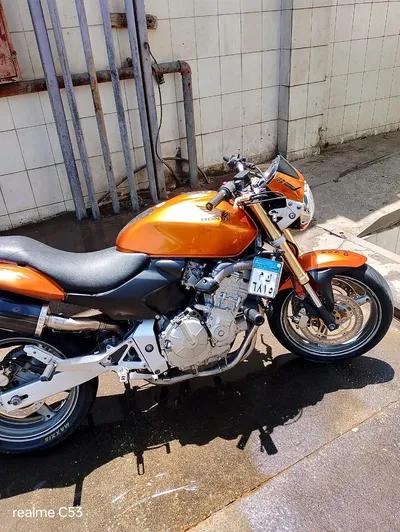 هوندا هورنت 2006