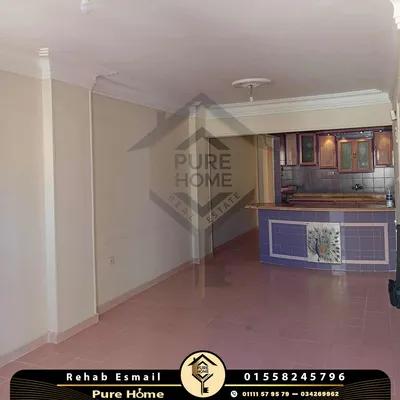 شقة للبيع في زيزينيا