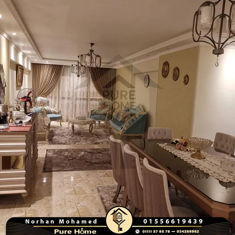 شقة للبيع 185 م سموحة -