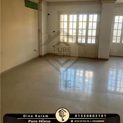 شقة للايجار 200 م - سموحة - شارع مصطفي كامل