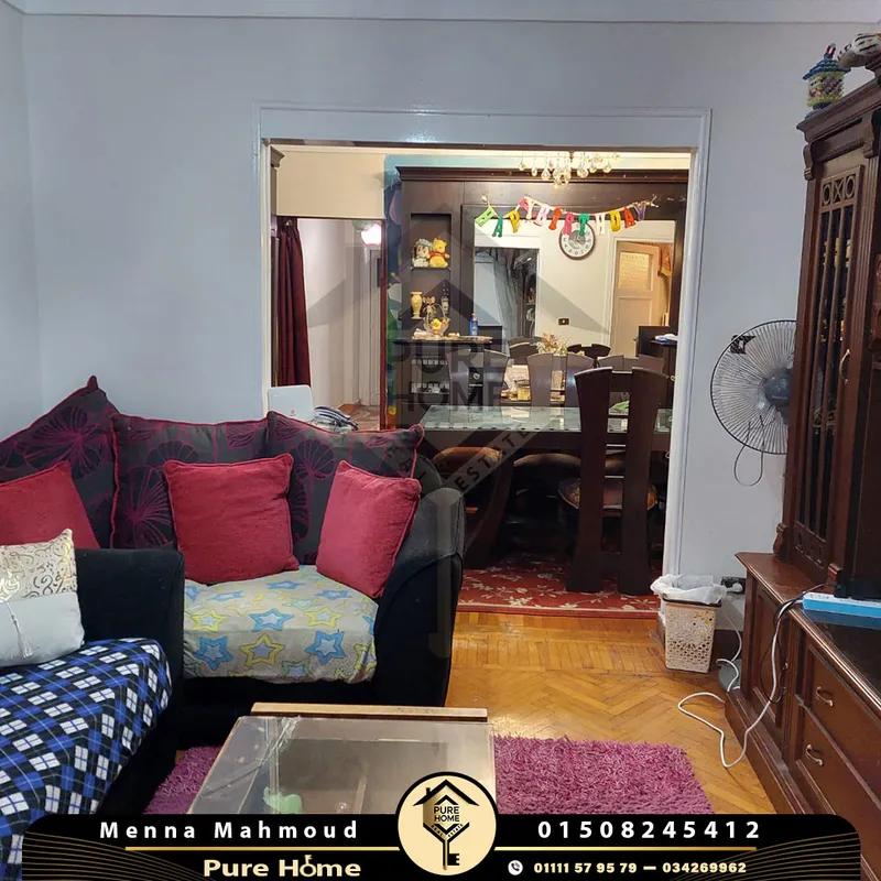 شقة للبيع في جليم - خطوات من مستشفي جليم