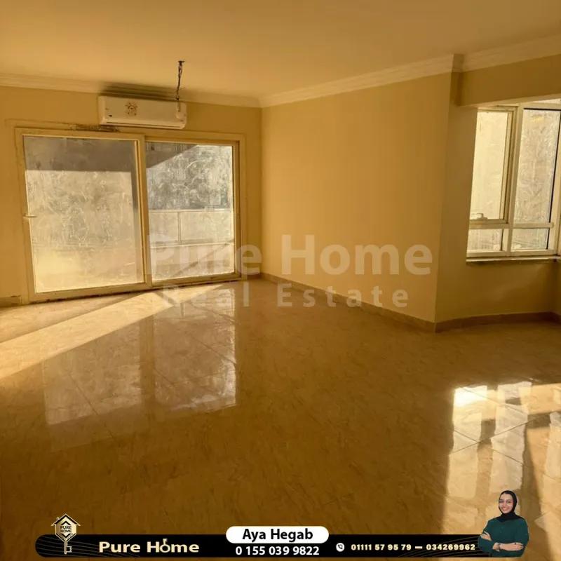 شقة للايجار - سموحة - كومباوند جراند فيو