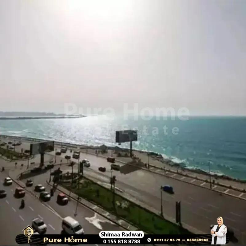 شقة للبيع عمارة براند - كامب شيزار- بحر جانبى