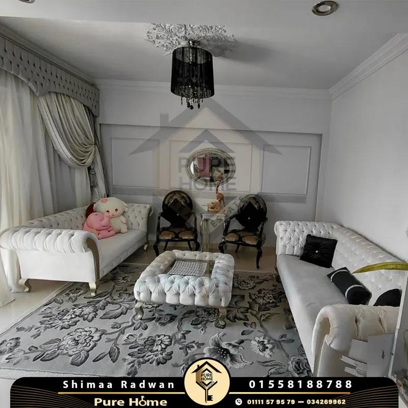 شقة للبيع 120 م - كامب شيزار - متفرع من شارع سينما اوديون