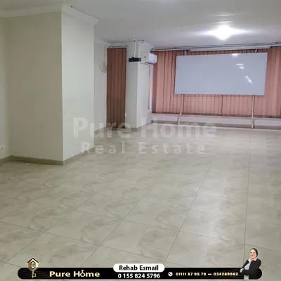 مقر اداري للايجار - سبورتنج - شارع بورسعيد مباشر