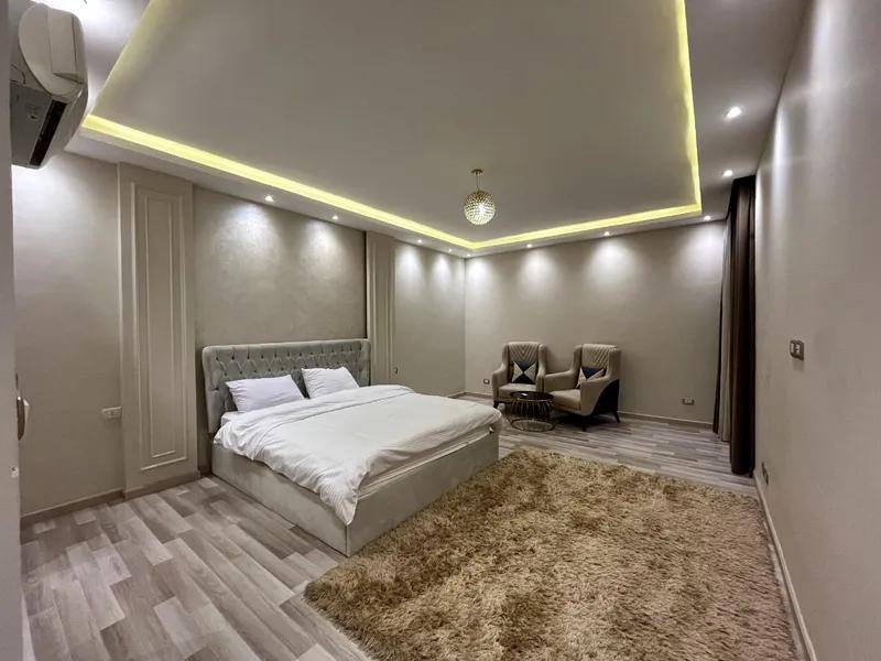 شقه 3 غرف بلشيخ زايد للايجار اليومي و الشهري