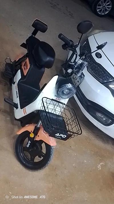 دراجات نارية سكوتر كهربائي 2025