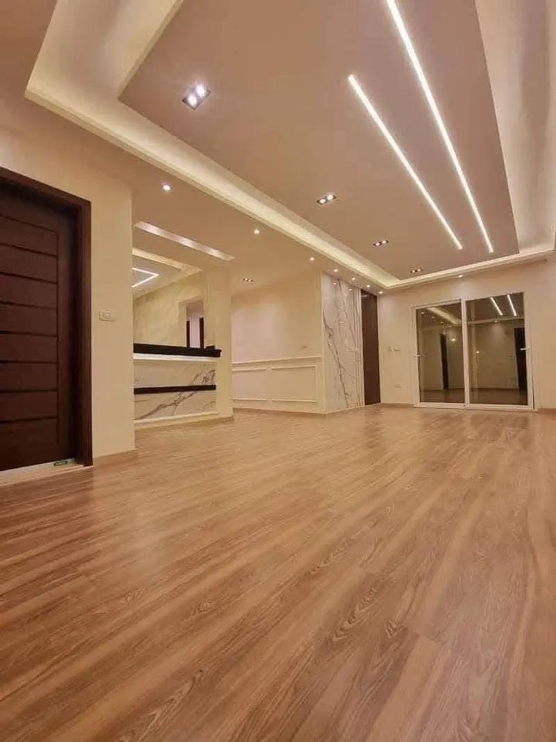 شقة متشطبة بالكامل بمقدم 600 الف فقططط