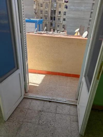 شقة للبيع في النخيل