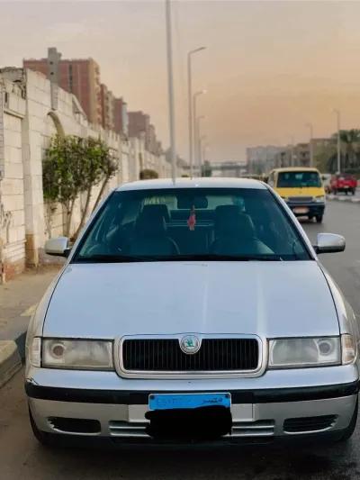سكودا اوكتافيا 2000