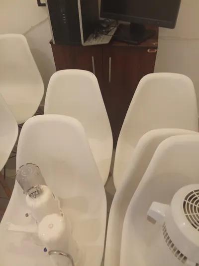 للبيع كراسى اكريلك مستورد بحاله الجديد في 6 أكتوبر, الجيزة - 750 EGP