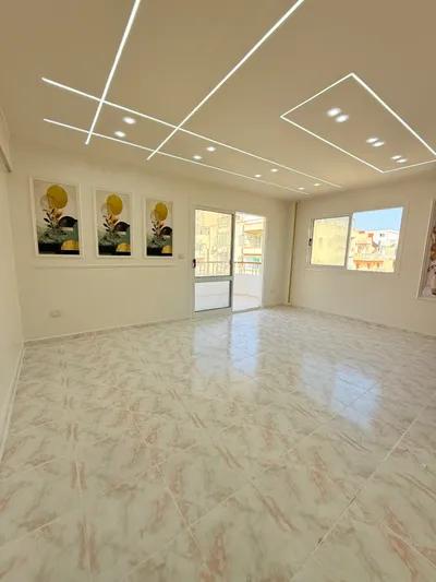 شقة للبيع في النخيل