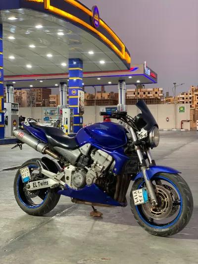 هوندا هورنت 2002