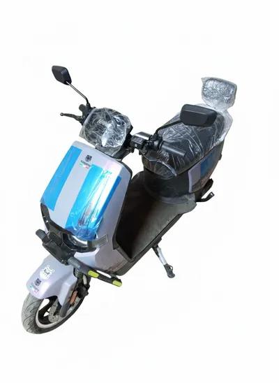 دراجات نارية سكوتر كهربائي 2026