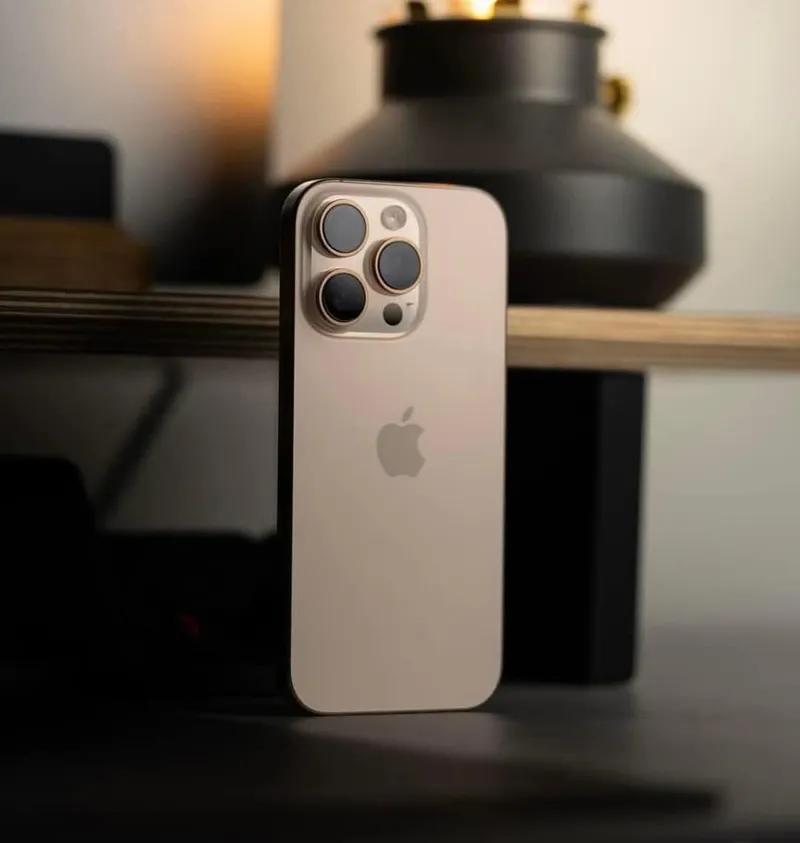 *بيقولك الجديد تقيل وعليه ضمان سنه كمان