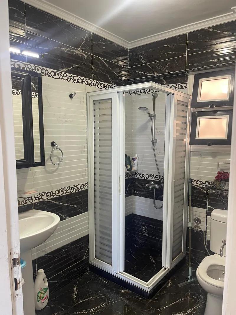 ٢ نمره من البحر سدي بشرر السرايا علي البحر بجانب المحروسه