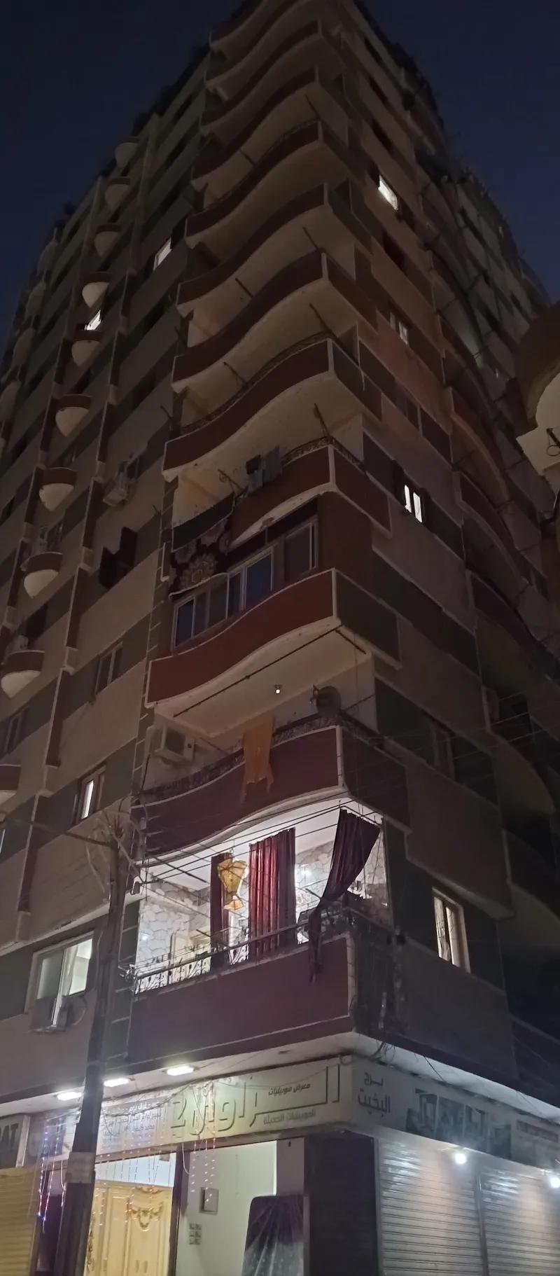 سوهاج غرب بجوار ورشة المنياوي