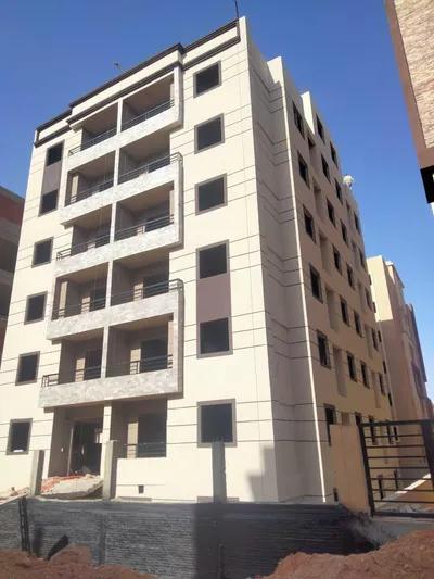 شقة للبيع في طريق الفيوم الصحراوى